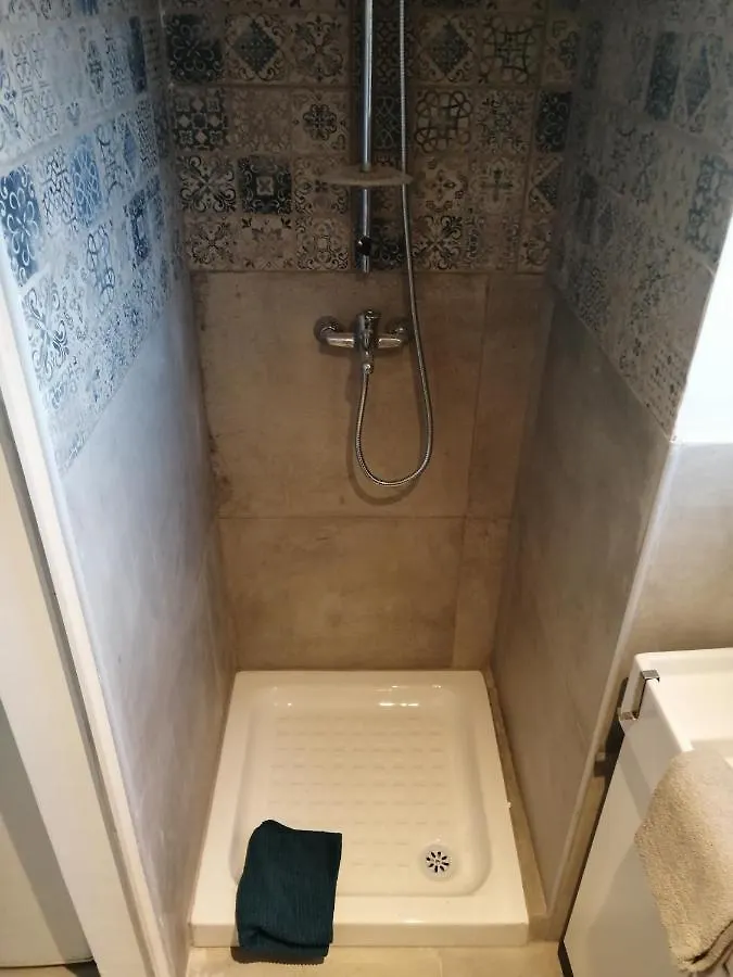 Vila Das Olarias - Mini Studios Lisbona 0*,